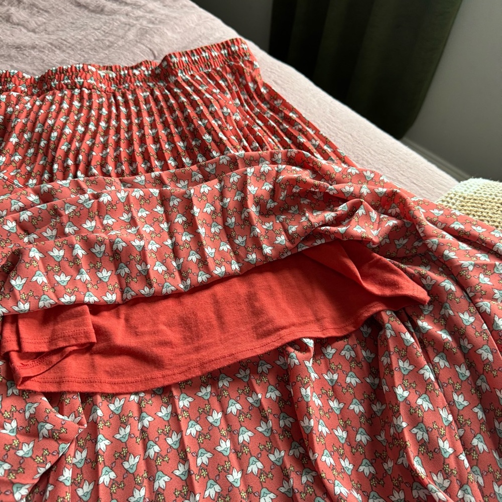 Max Studio Red A-Line Skirt Large - Picture 3 of 6